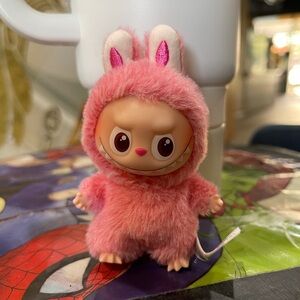 The Monsters Pin For Love Heart ( 1/168 Secret Edition )